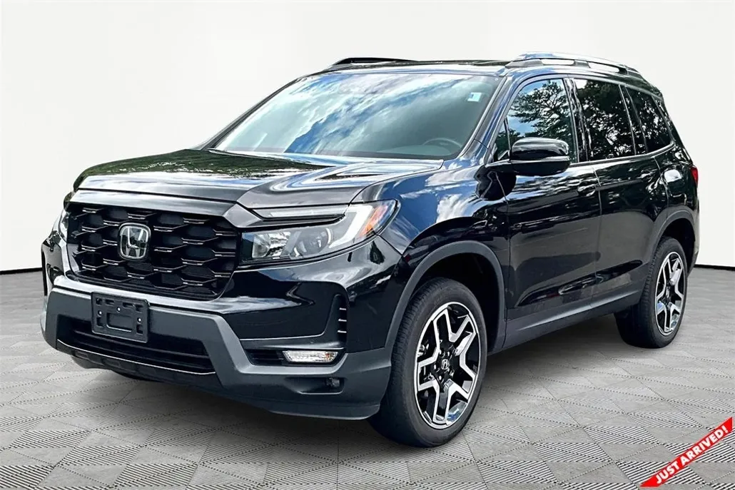 2023 Honda Passport Elite photo 1