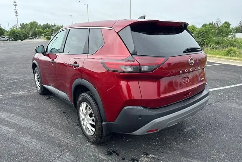 2022 Nissan Rogue S photo 1