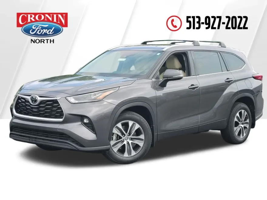 2022 Toyota Highlander XLE photo 1