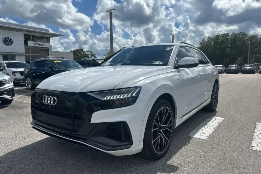 2023 Audi Q8 line Prestige photo 1