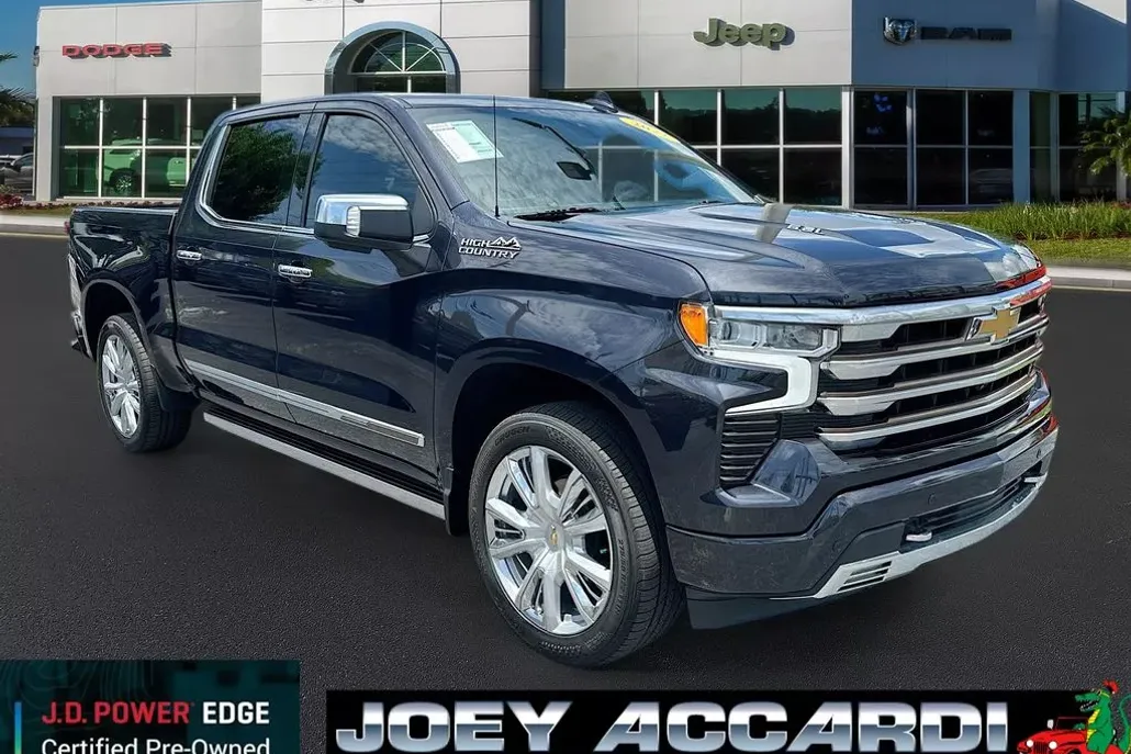 2022 Chevrolet Silverado 1500 High Country photo 1