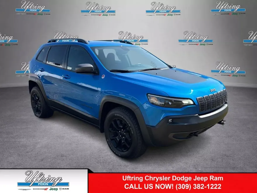 2019 Jeep Cherokee Trailhawk photo 1