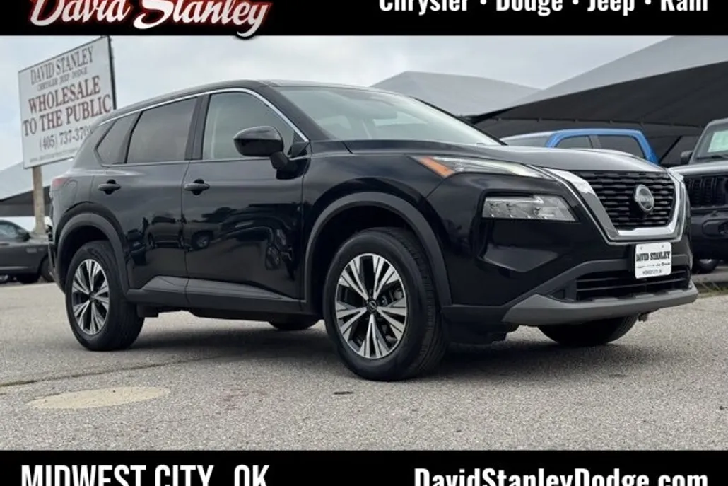 2023 Nissan Rogue SV photo 1