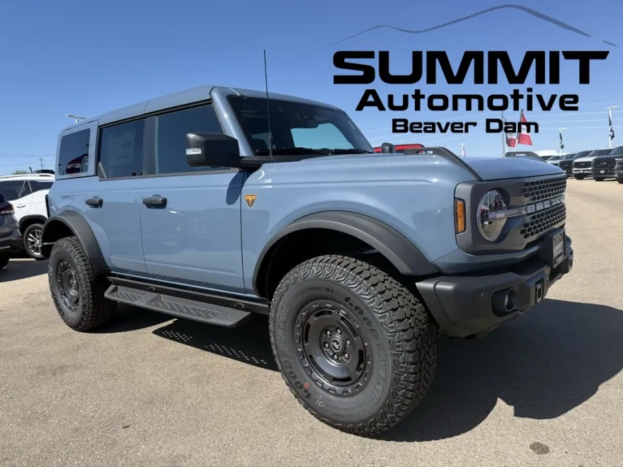 2025 Ford Bronco Badlands photo 1