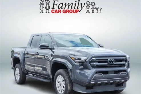 2024 Toyota Tacoma SR photo 2