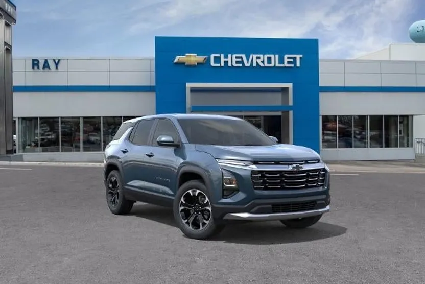 2026 Chevrolet Equinox LT photo 1