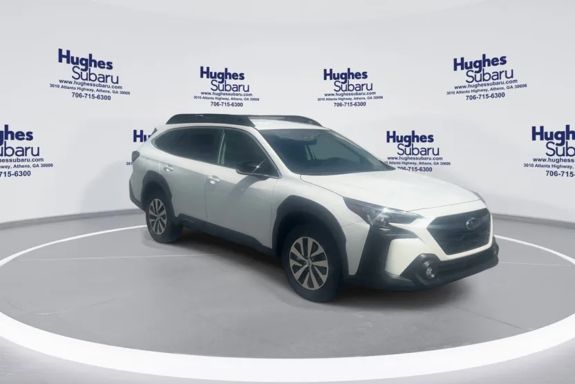 2025 Subaru Outback Premium photo 1
