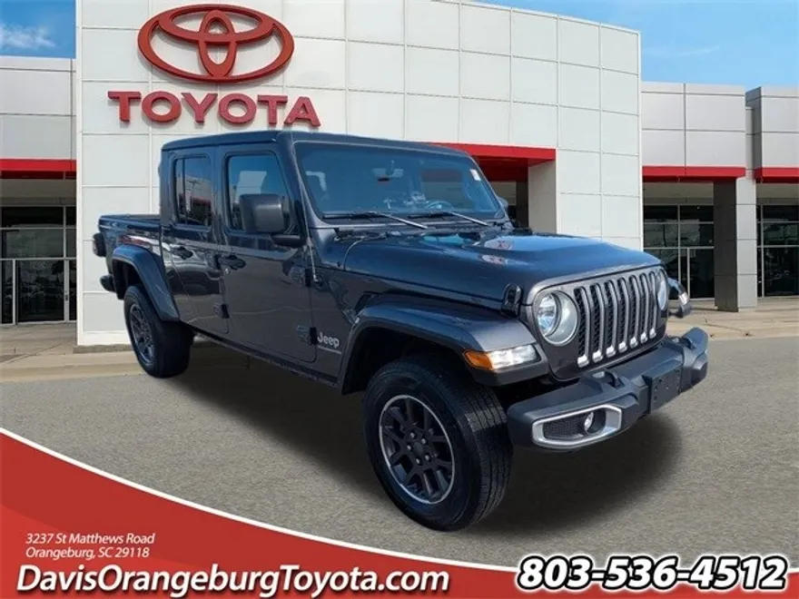 2023 Jeep Gladiator Overland photo 1