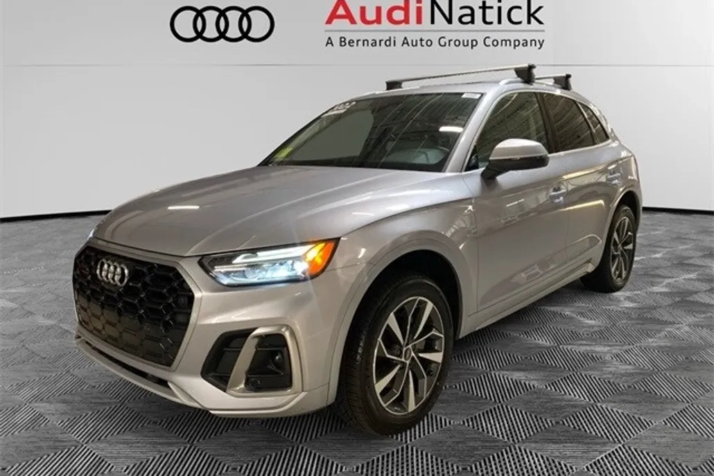 2022 Audi Q5 45 S line Premium Plus photo 1