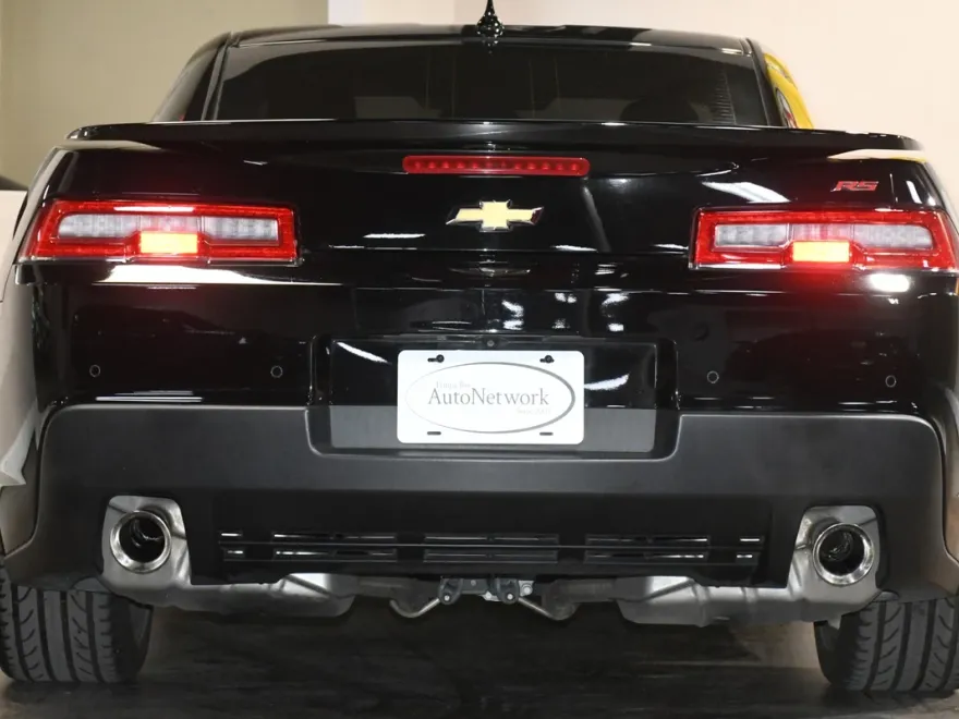 2015 Chevrolet Camaro 2LT photo 1