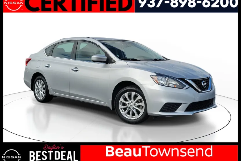 2019 Nissan Sentra SV photo 1