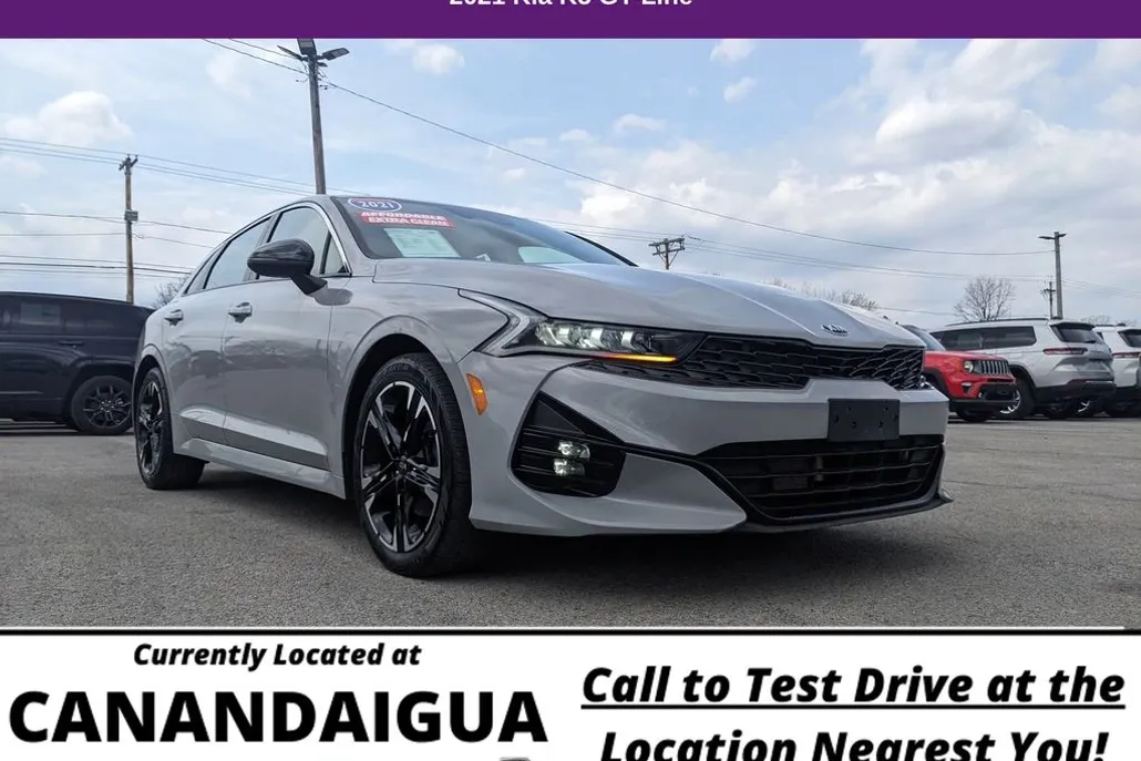 2021 Kia K5 GT-Line photo 1