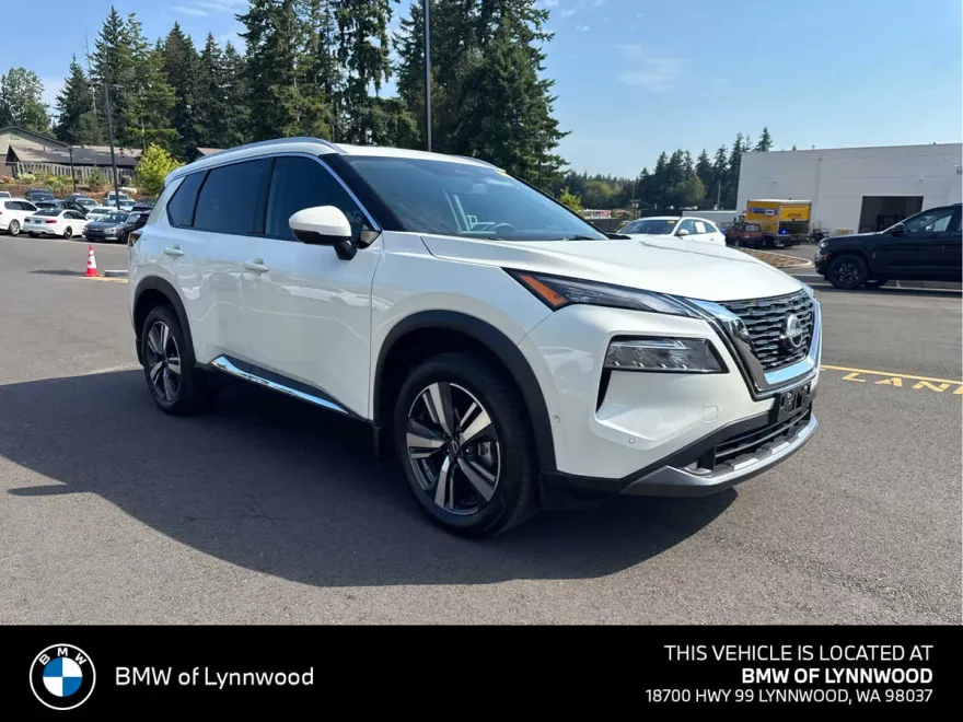2023 Nissan Rogue SL photo 1