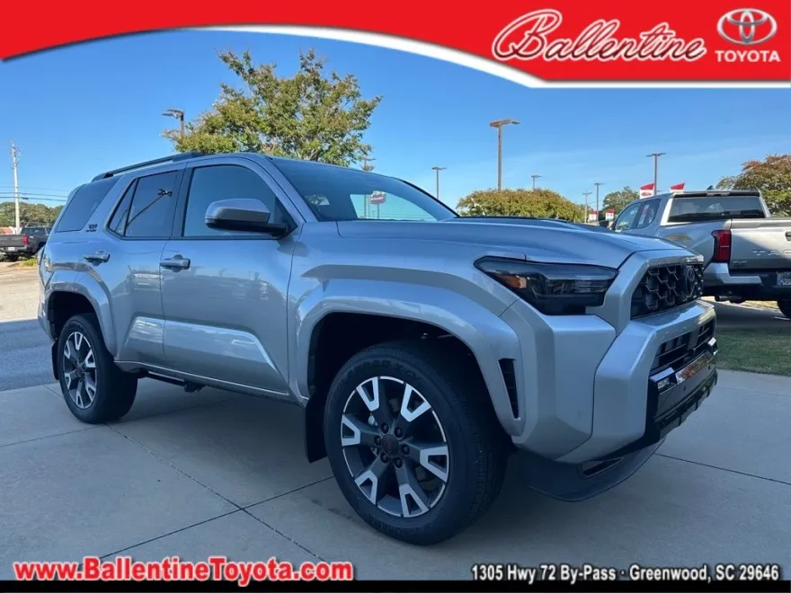 2025 Toyota 4Runner TRD Sport photo 1
