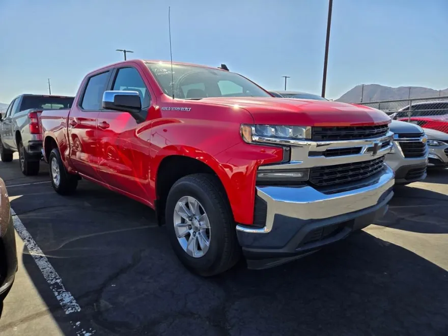 2020 Chevrolet Silverado 1500 LT photo 1