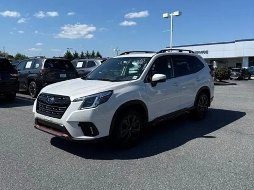 2022 Subaru Forester Sport photo 1