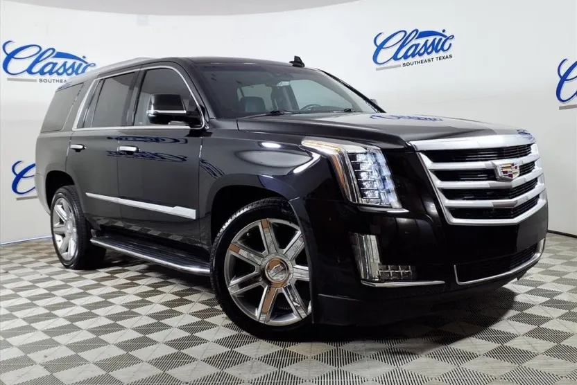 2018 Cadillac Escalade Luxury photo 1