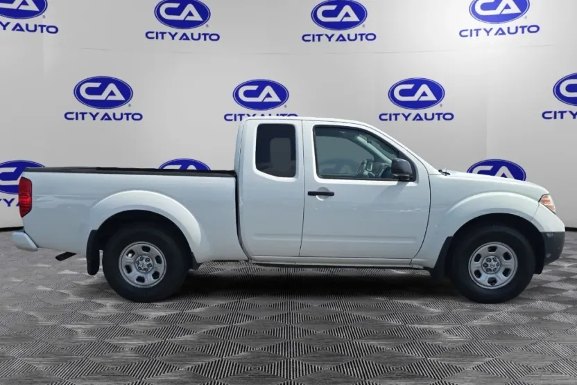 2021 Nissan Frontier S photo 1