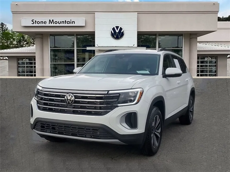 2025 Volkswagen Atlas SE photo 1