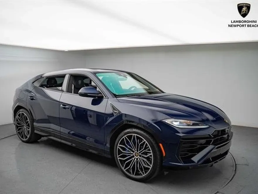 2025 Lamborghini Urus SE photo 1