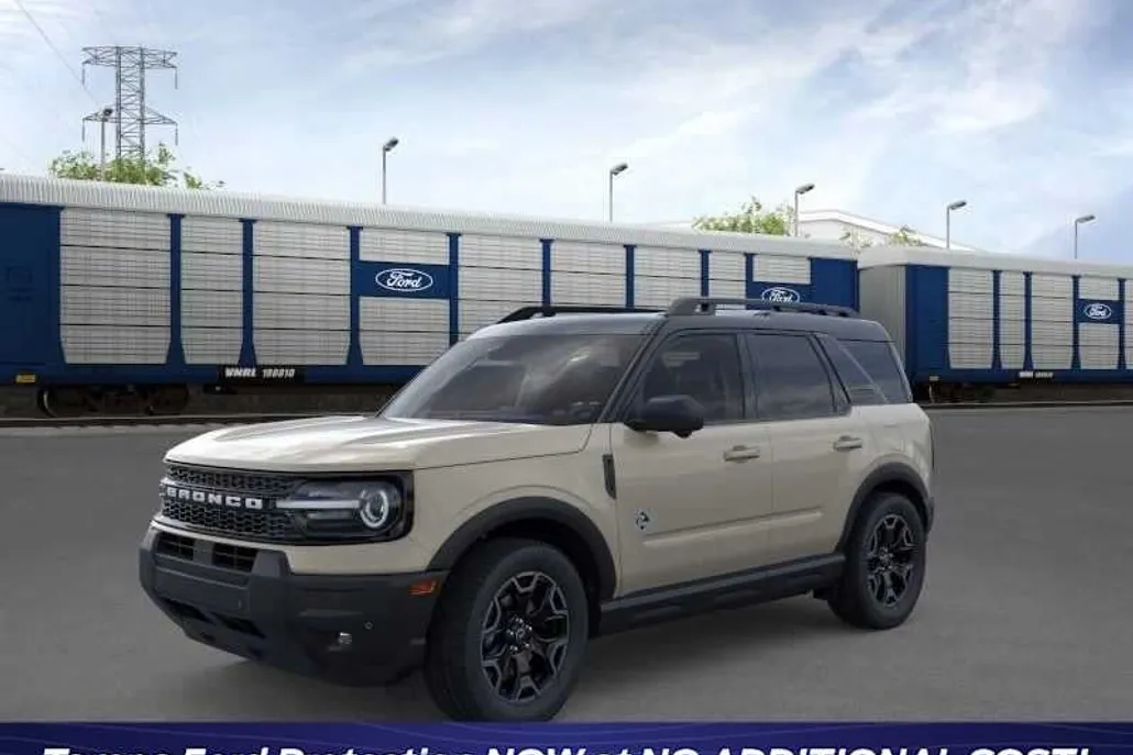 2025 Ford Bronco Sport Outer Banks photo 1