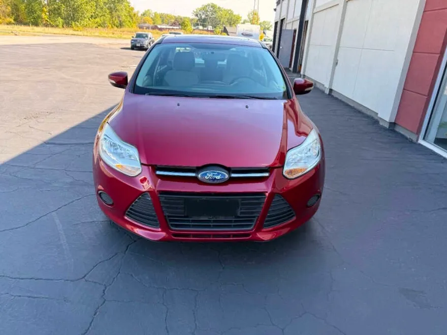 2014 Ford Focus SE photo 1