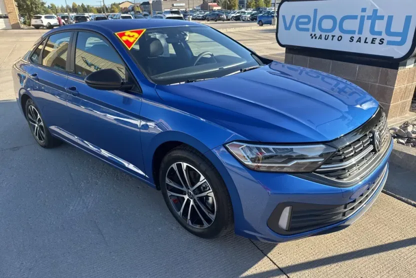 2023 Volkswagen Jetta 1.5T Sport photo 1