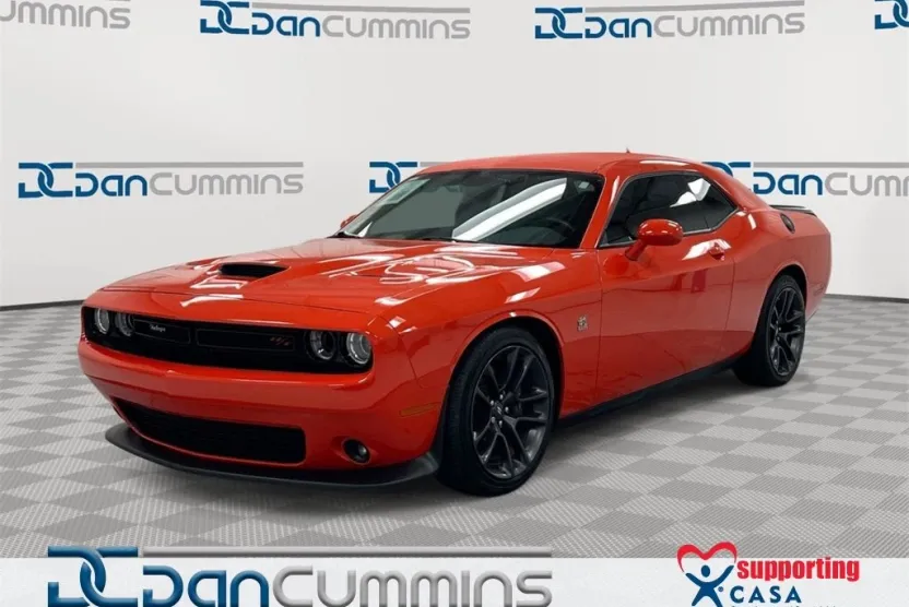 2022 Dodge Challenger R/T Scat Pack photo 1