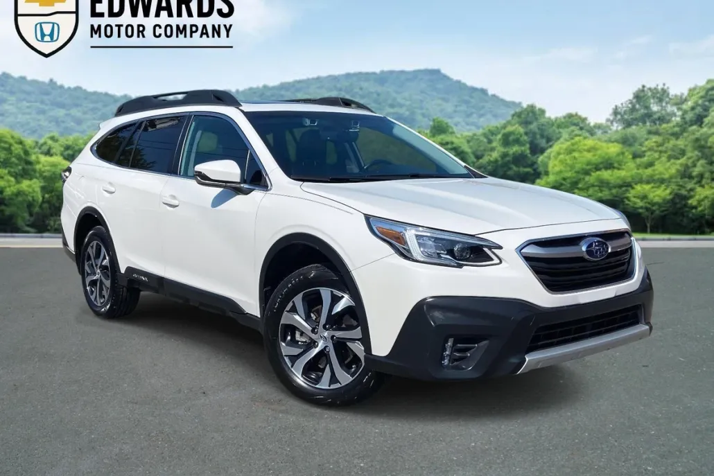 2022 Subaru Outback Limited photo 1