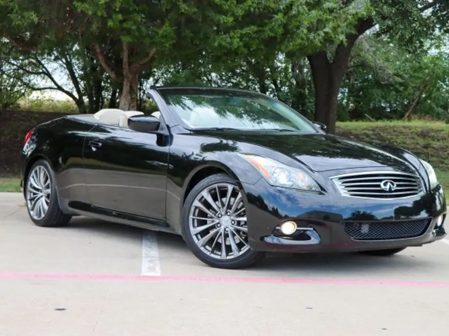 2011 Infiniti G37 Base Convertible photo 1