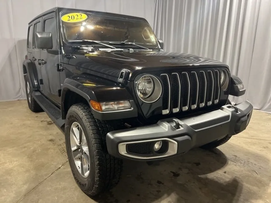 2022 Jeep Wrangler Unlimited Sahara photo 1