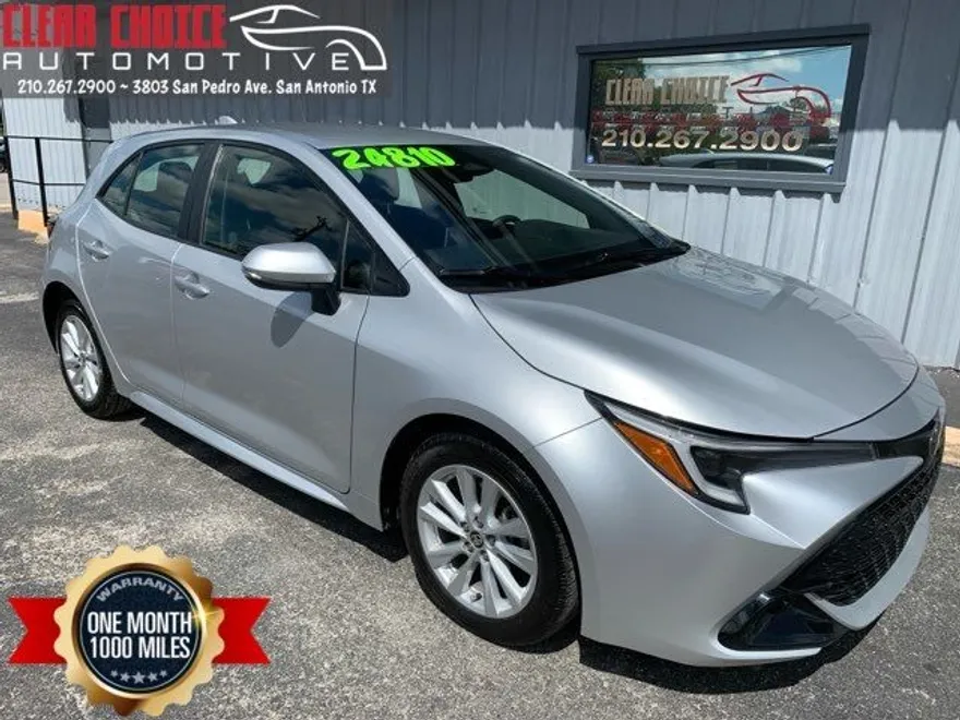 2023 Toyota Corolla SE photo 1