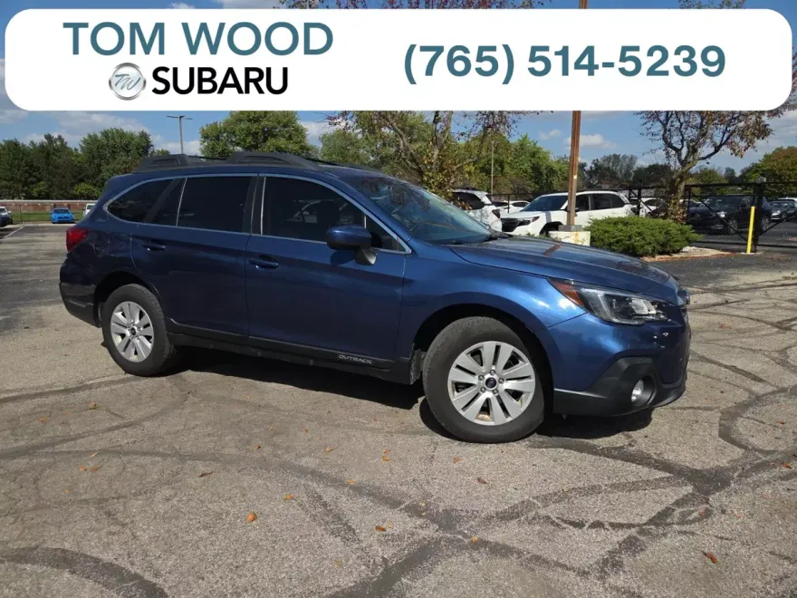 2019 Subaru Outback 2.5i Premium photo 1