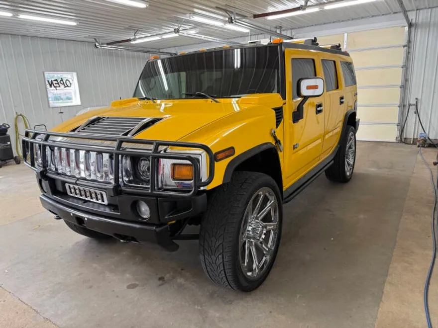 2004 Hummer H2 3/4 Ton photo 1