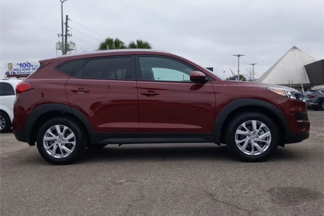 2020 Hyundai Tucson Value photo 1