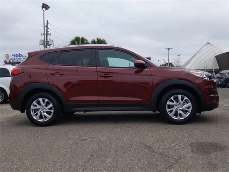2020 Hyundai Tucson Value photo 1