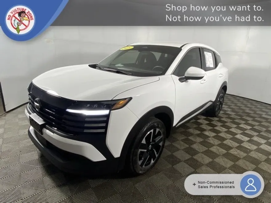 2025 Nissan Kicks SV photo 1