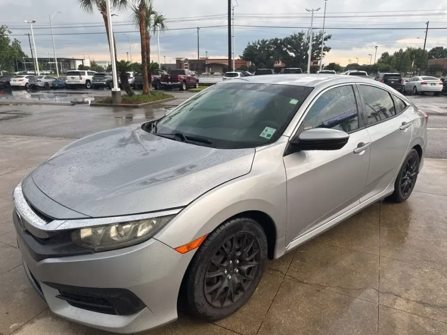 2016 Honda Civic LX photo 1