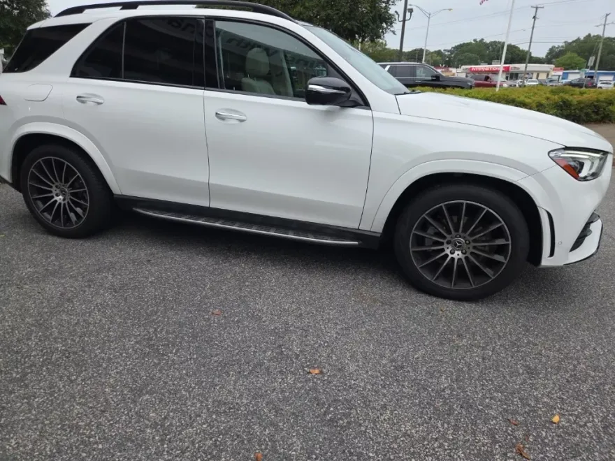 2022 Mercedes Benz GLE 350 4MATIC photo 1