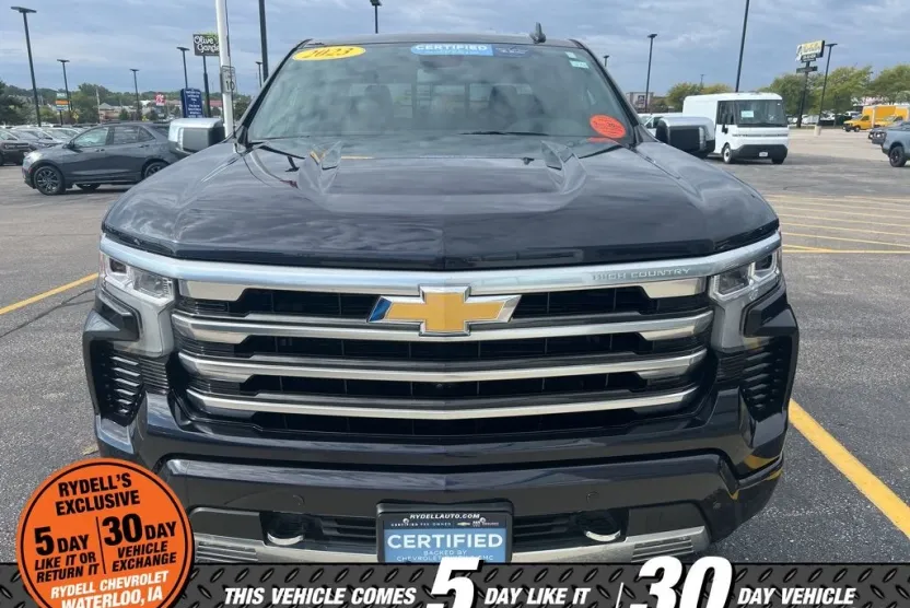 2023 Chevrolet Silverado 1500 High Country photo 1