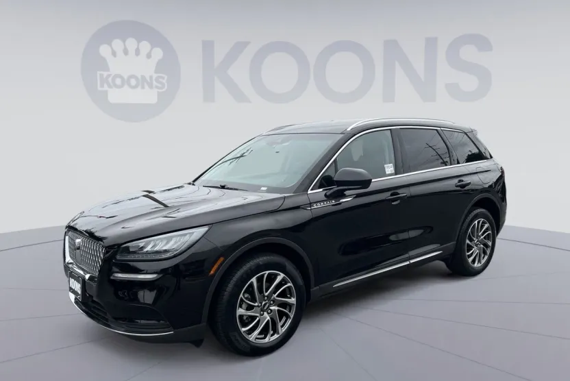 2022 Lincoln Corsair Standard photo 1