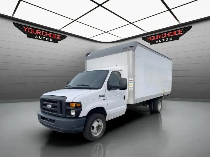2014 Ford E-350 photo 1