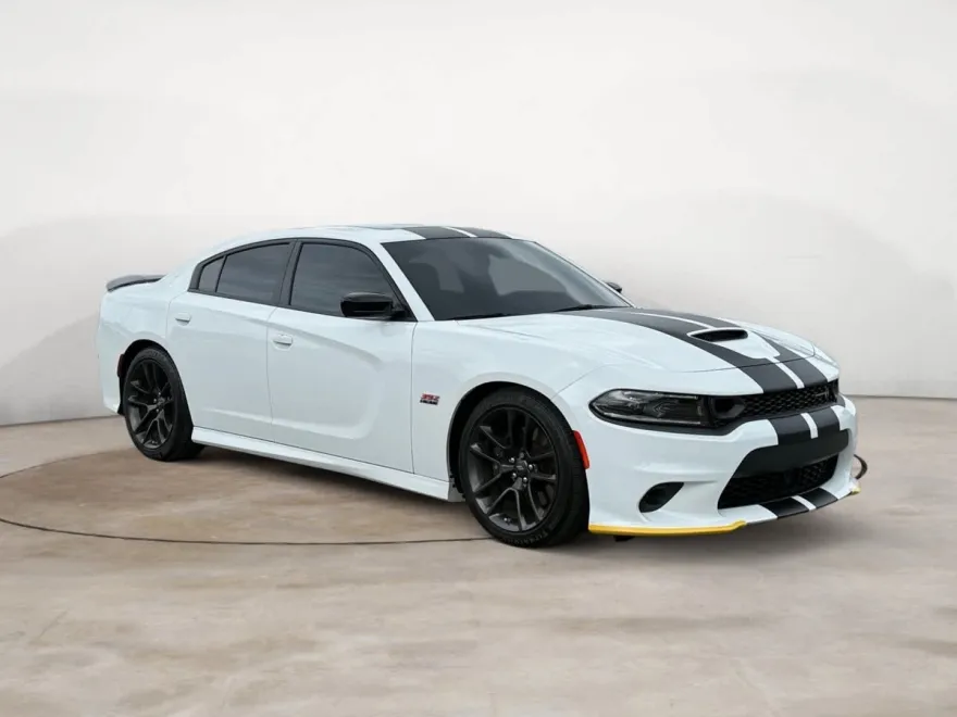 2023 Dodge Charger Scat Pack photo 1