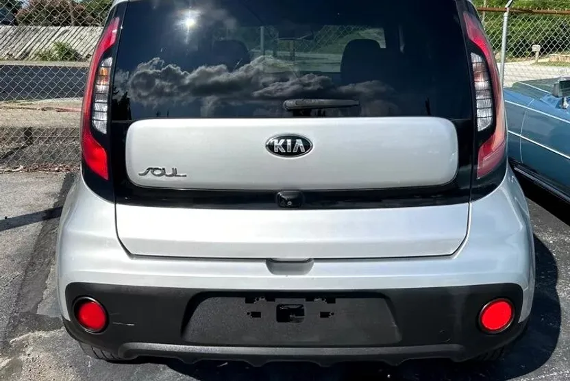 2019 Kia Soul Base photo 1