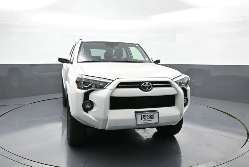 2023 Toyota 4Runner SR5 photo 1