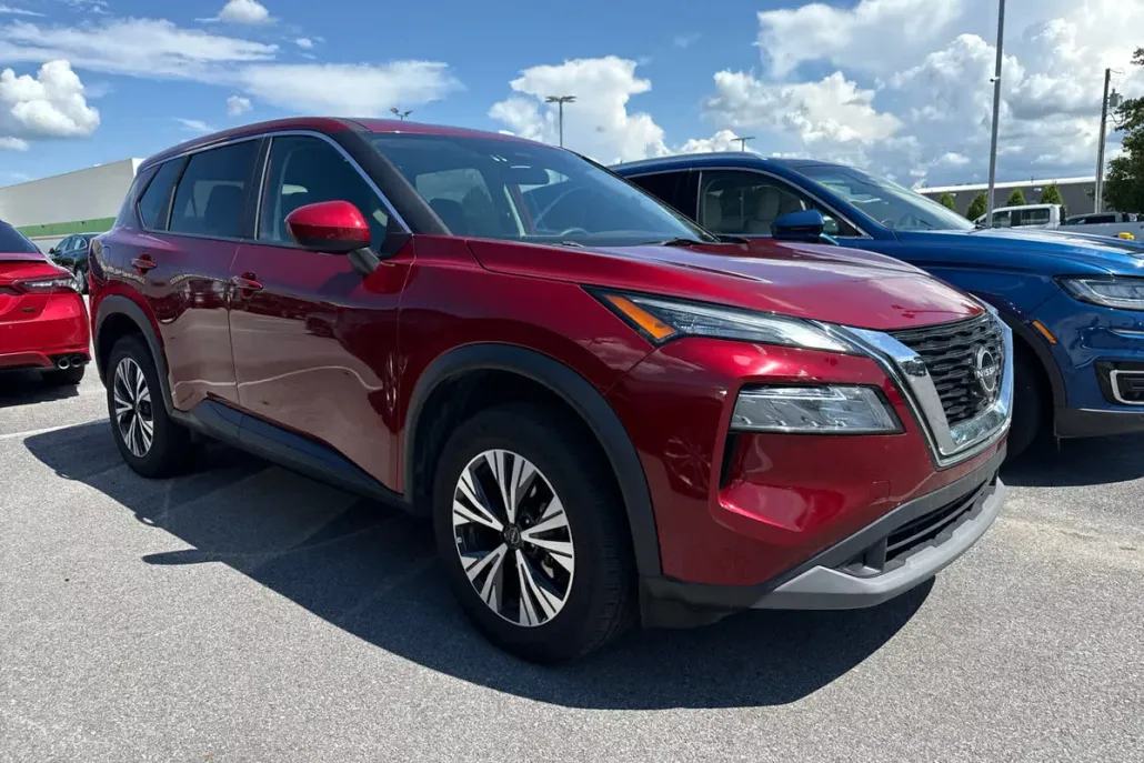 2023 Nissan Rogue SV photo 1