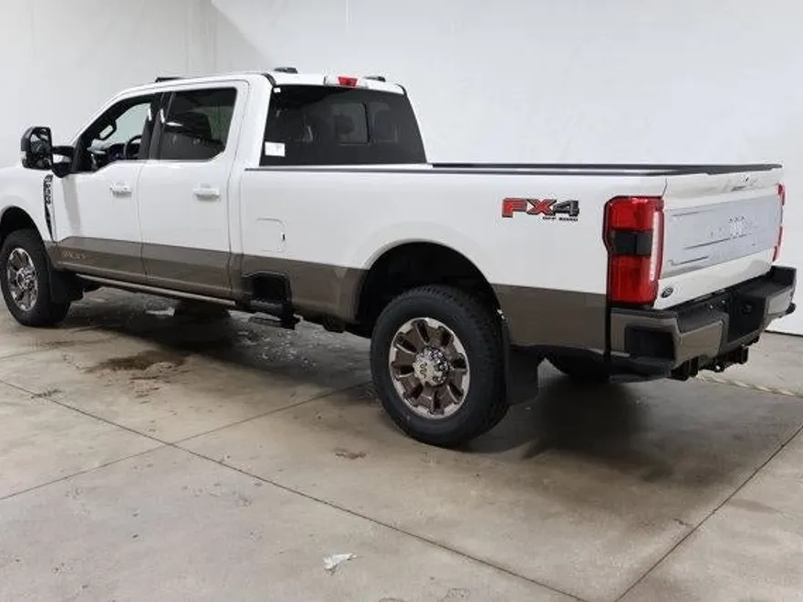 2026 Ford F-350 King Ranch photo 1