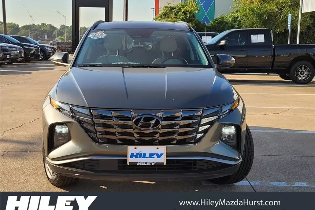2022 Hyundai Tucson SEL photo 1