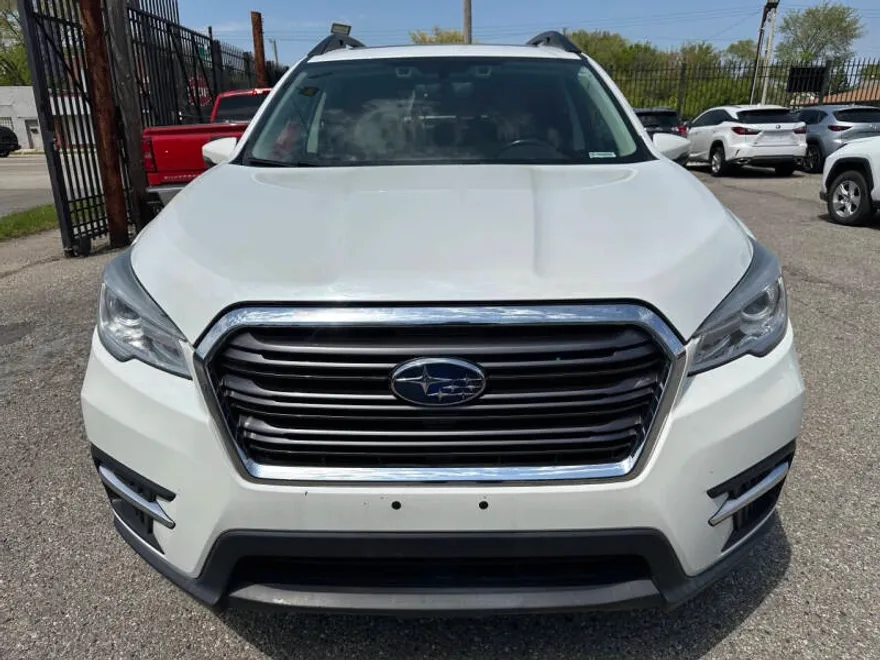 2019 Subaru Ascent Limited photo 1