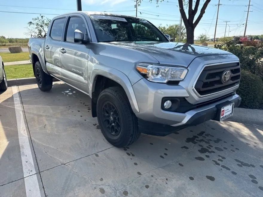 2022 Toyota Tacoma TRD Off-Road photo 1